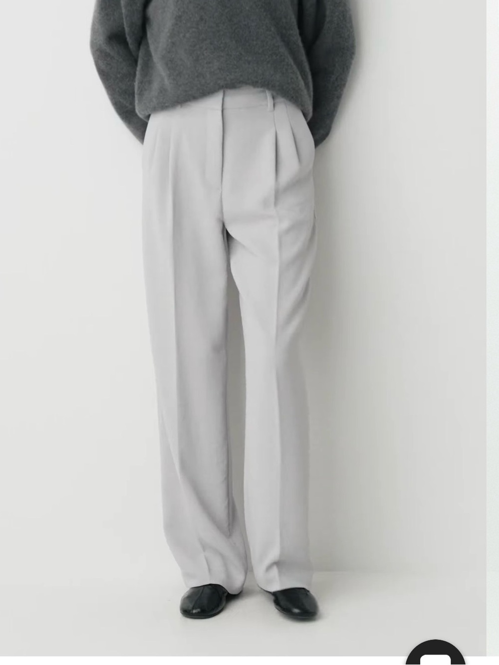 Aritzia The Effortless Pant in Heather Grey